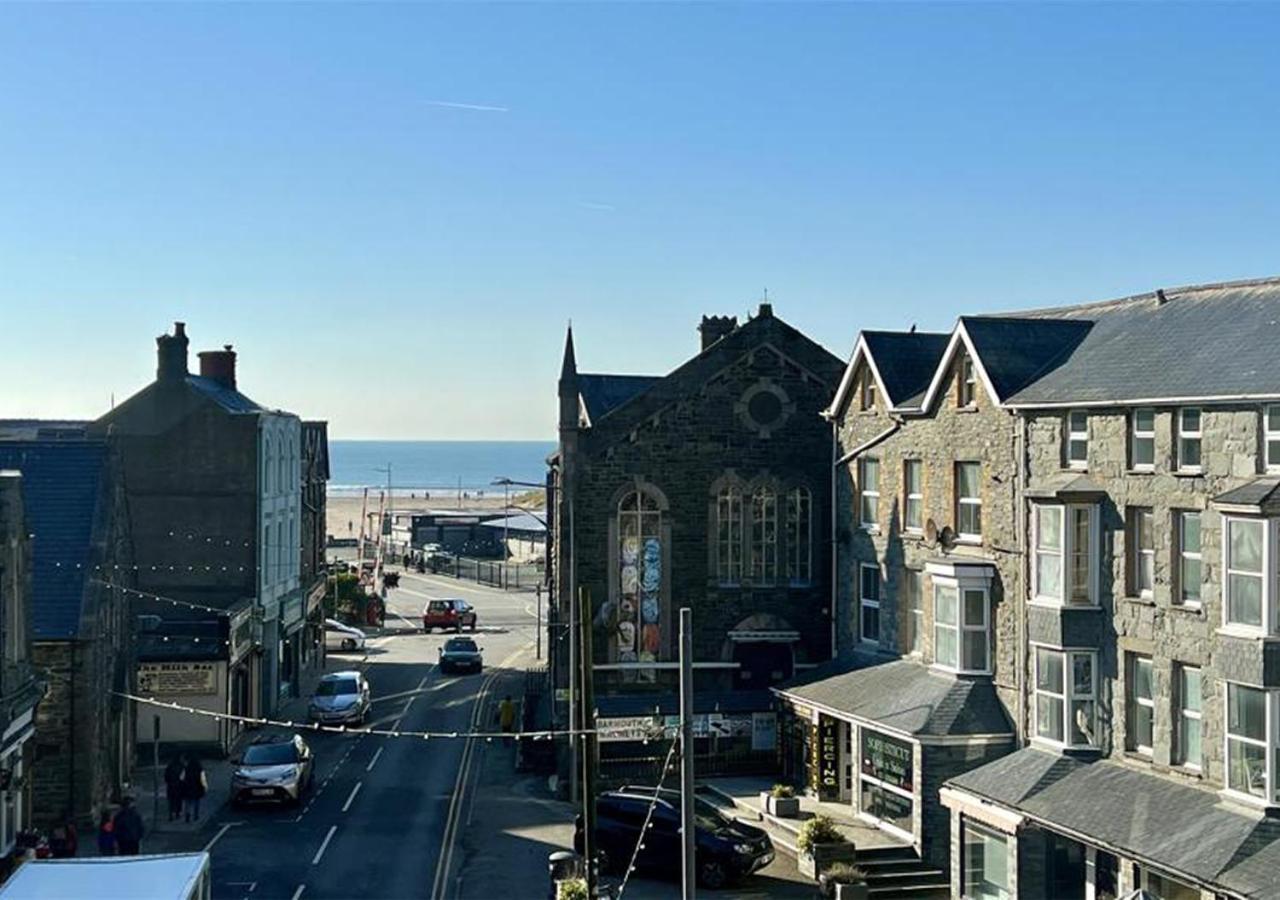 Luxury 4 Bedroom Seaside Apartment - Glan Y Werydd House Barmouth Esterno foto